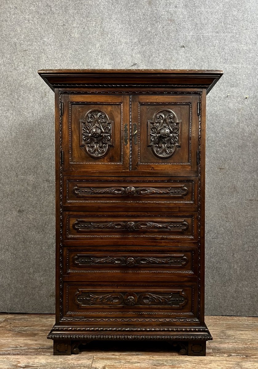 Renaissance Style Cabinet In Solid Walnut Fully Carved