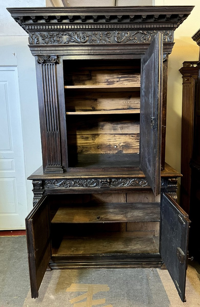 Important Renaissance Style Cabinet In Walnut -photo-6