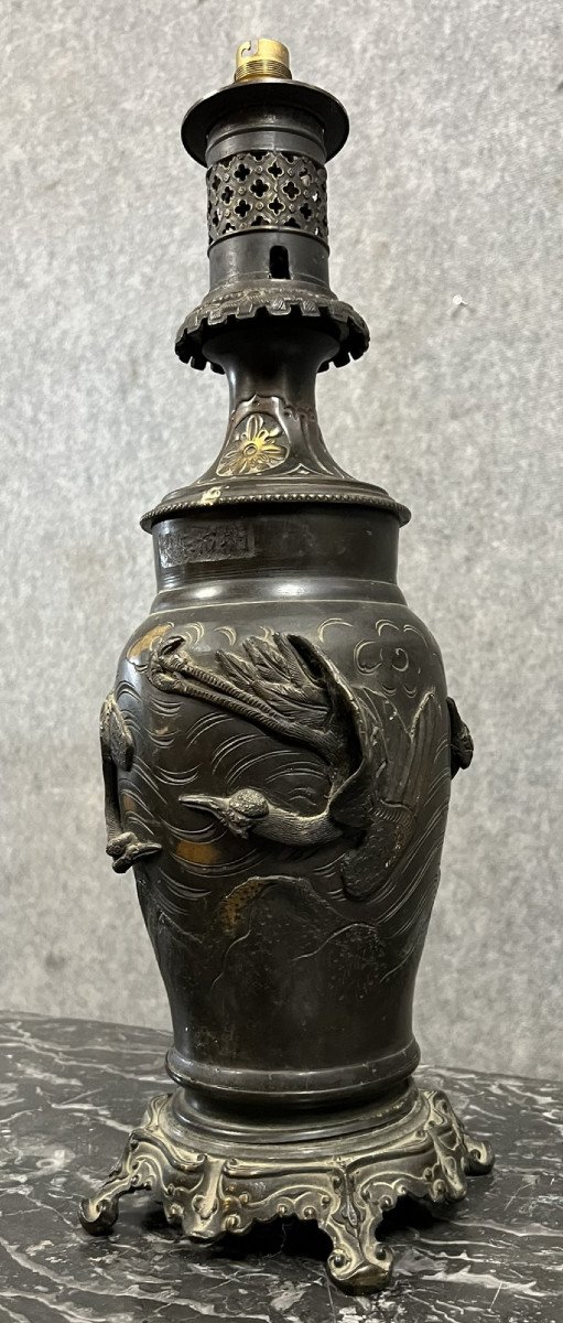 Lampe Chinoise En Bronze Patiné Et Doré à Décor d'Oiseaux époque Napoléon III  -photo-2