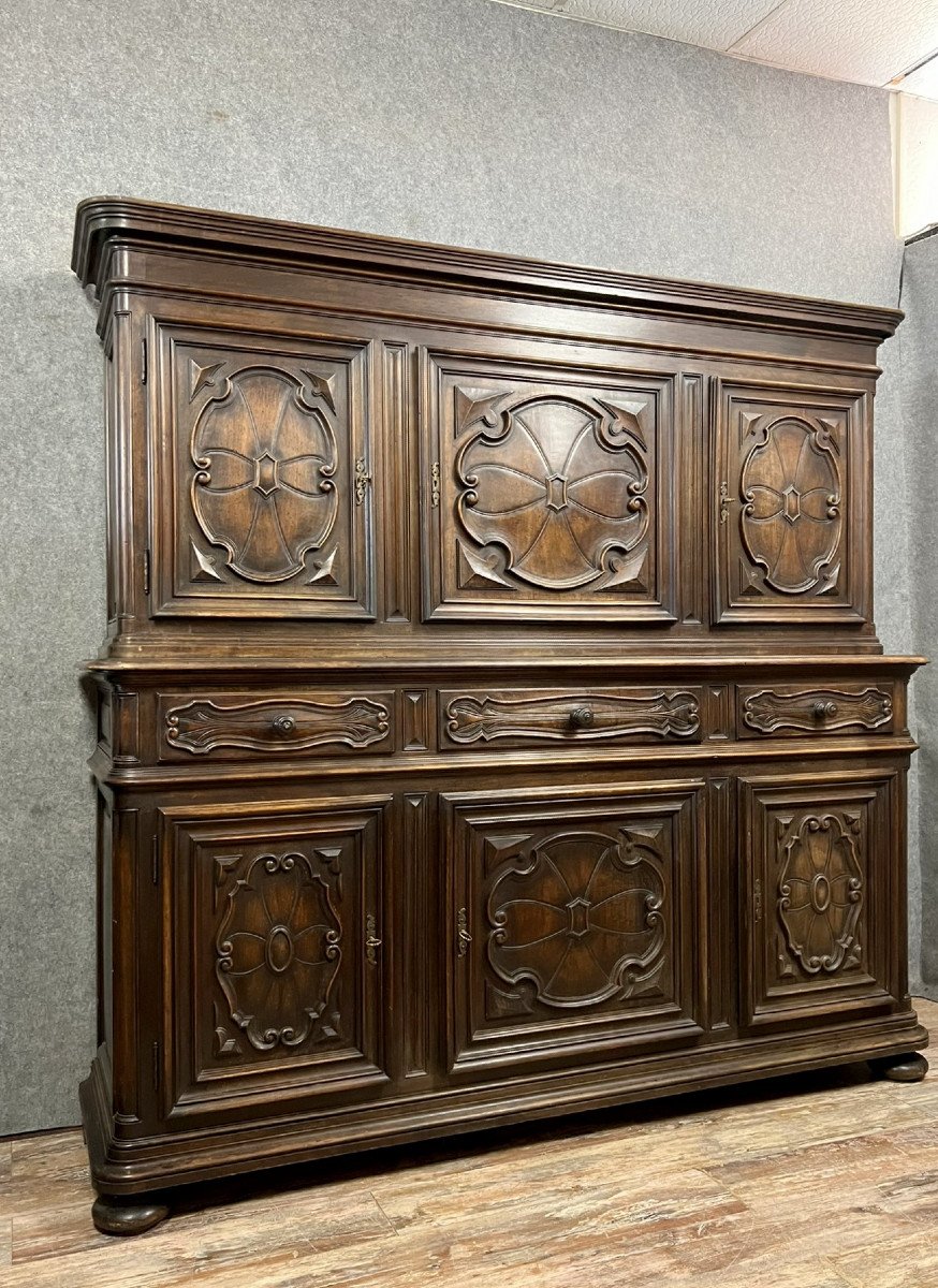 Important Renaissance Style Buffet In Fully Carved Walnut -photo-1