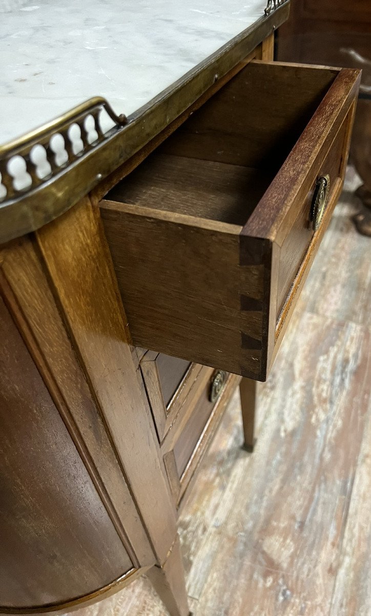 Louis XVI Style Parisian Lady's Commode In Half-moon Shape In Mahogany -photo-4