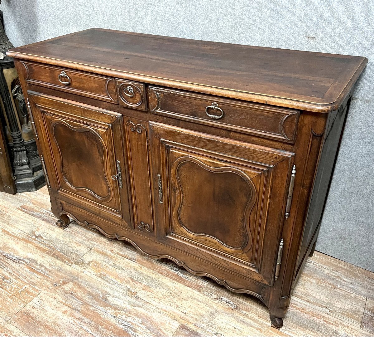 Large Louis XV Period Buffet In Walnut And Oak -photo-3