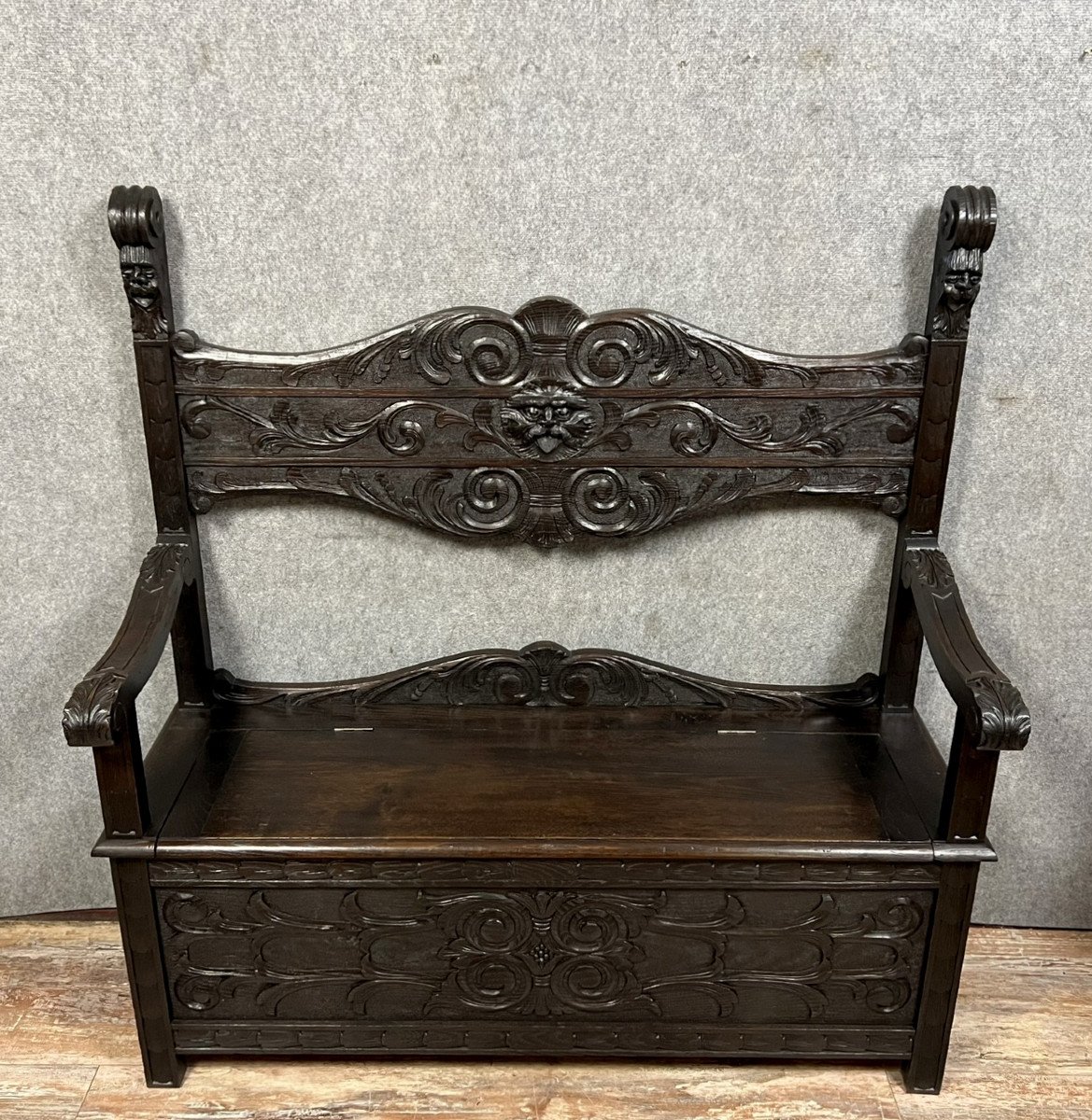 Italian Renaissance Style Solid Wood Chest Bench -photo-1