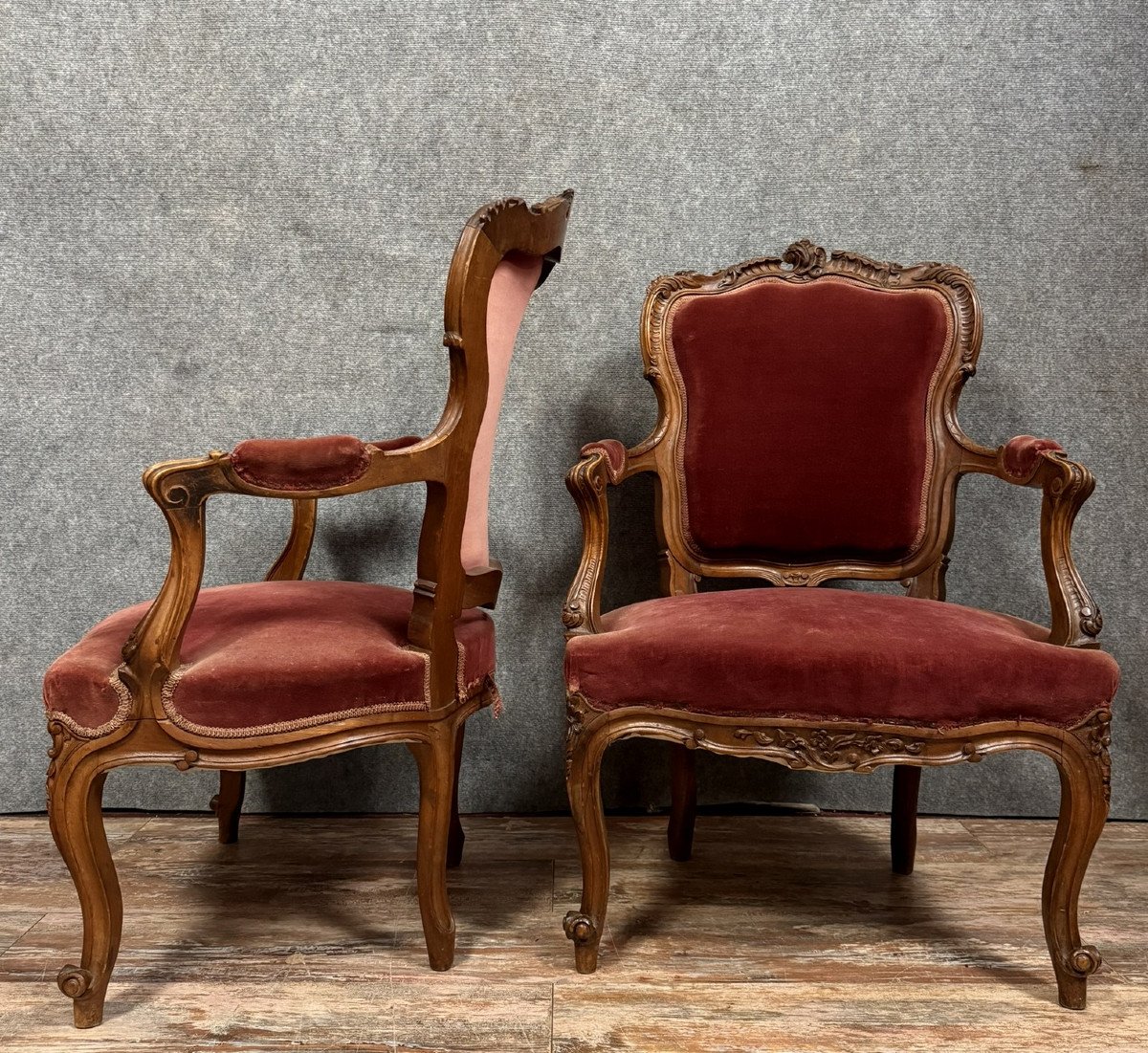 Pair Of Louis XV Rocaille Style Cabriolet Armchairs In Walnut -photo-7