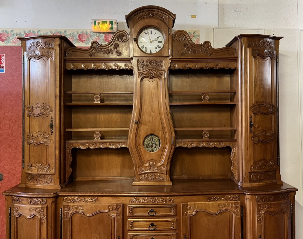 Important Buffet Dresser Clock Curved And Stamped Louis XV Style In Walnut  -photo-1