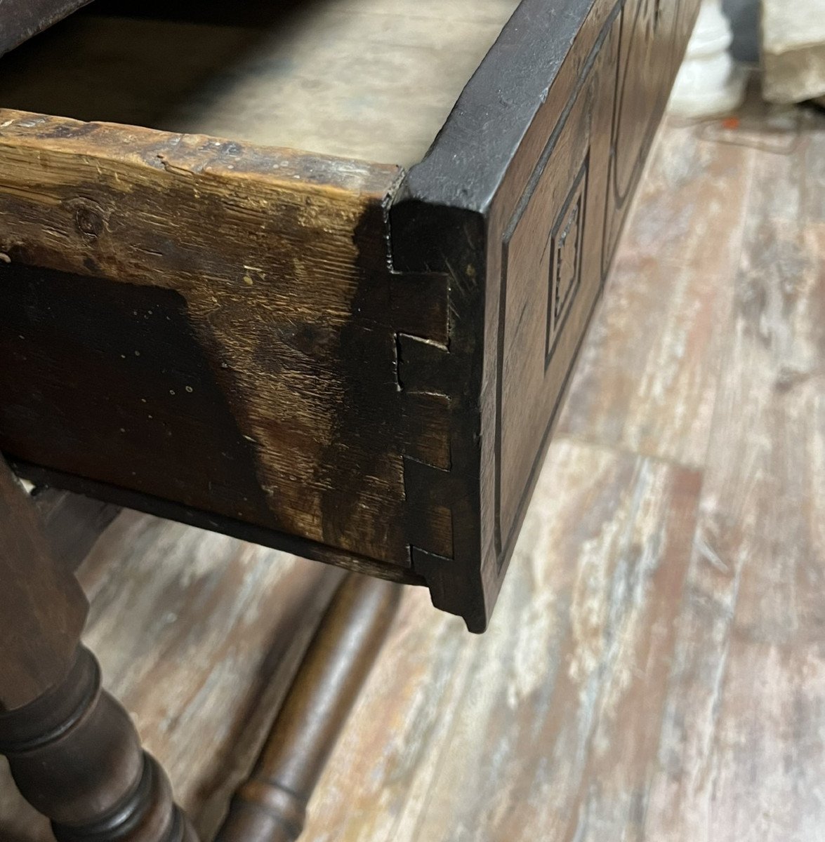 Louis XIII Period Changer's Desk In Solid Walnut -photo-5