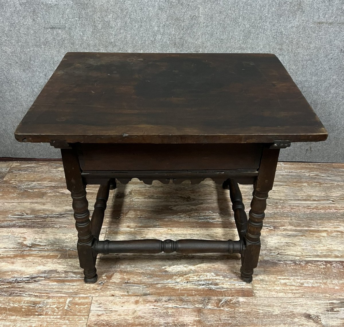 Louis XIII Period Changer's Desk In Solid Walnut -photo-6