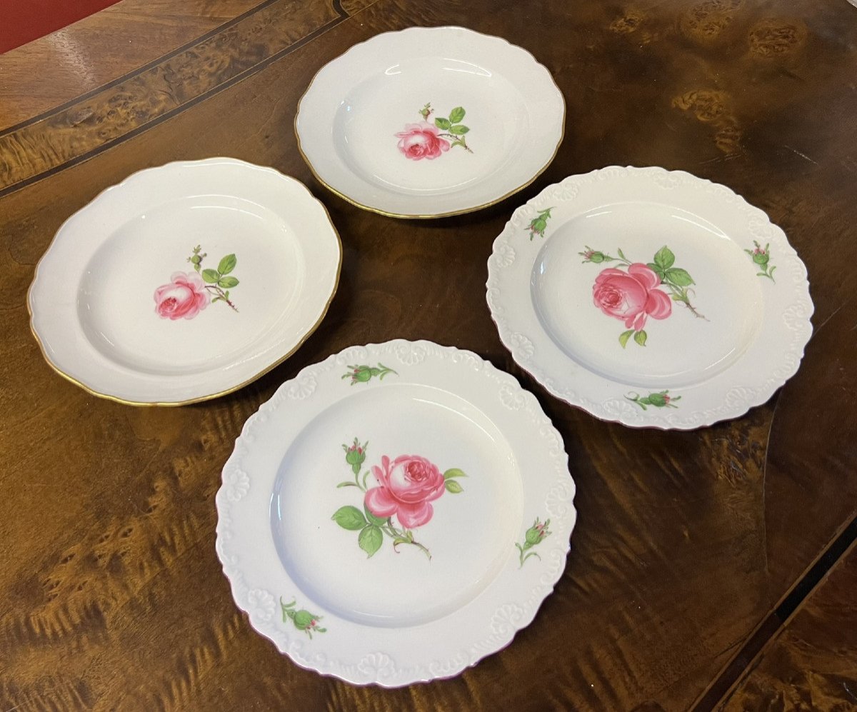 Meissen: Series Of 4 Porcelain Plates Rose Model -photo-2