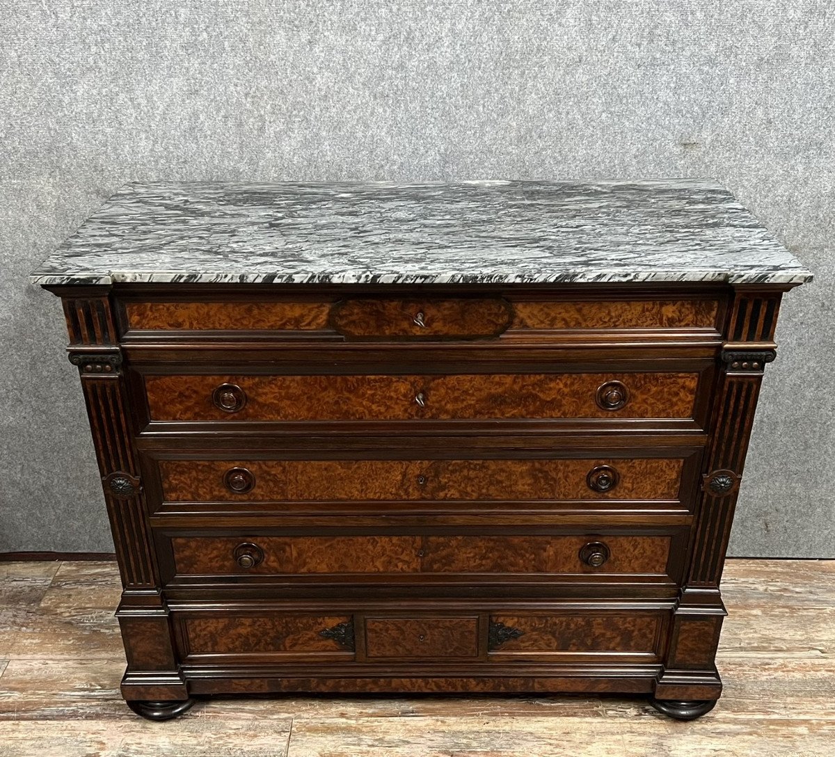 Parisian Commode Napoleon III Period In Mahogany And Speckled Maple-photo-1