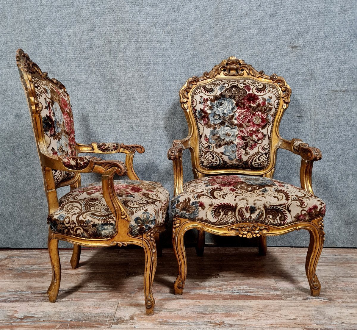 Pair Of Baroque Louis XV Style Armchairs In Gilded And Carved Wood-photo-3