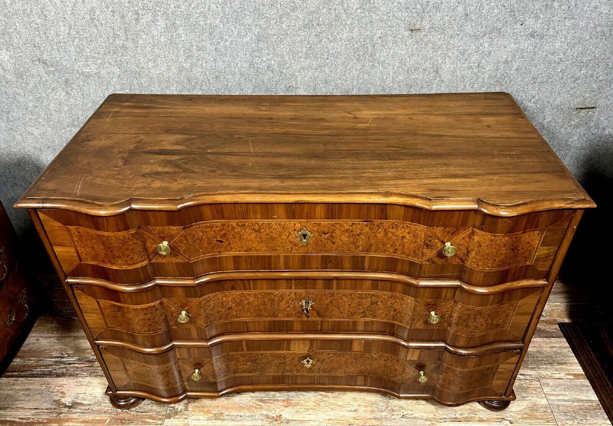 Importante Commode Arbalète Alsacienne époque Louis XV En Marqueterie / larg 145cm-photo-1