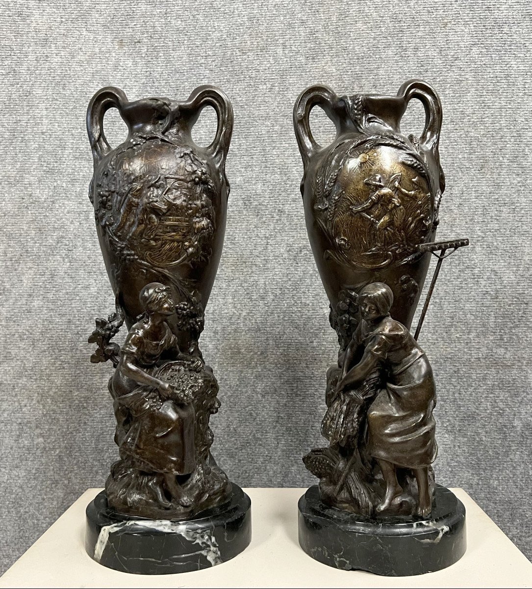 François Moreau: Very Large Pair Of Patinated Regulate Vases, 19th Century 