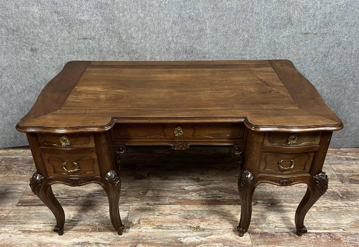 Louis XV Style Curved Provençal Desk In Carved Walnut-photo-1