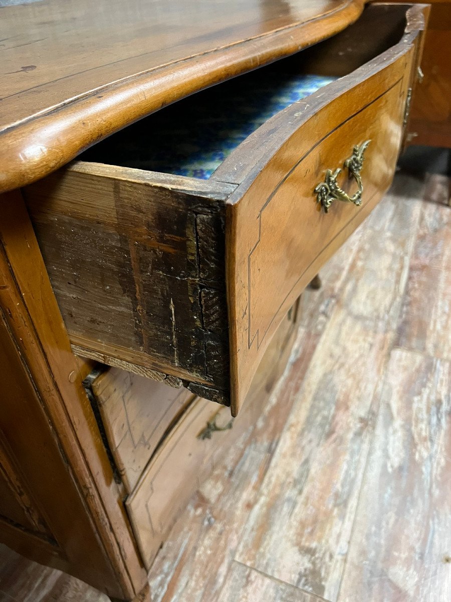 Curved Louis XV Period Commode In Elm And Marquetry Fillets -photo-4