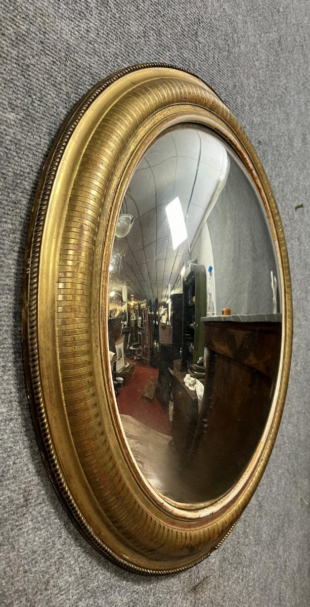 Miroir Ovale Dit « Oeil De Sorcière » En Bois Doré De Style Louis XVI -photo-1