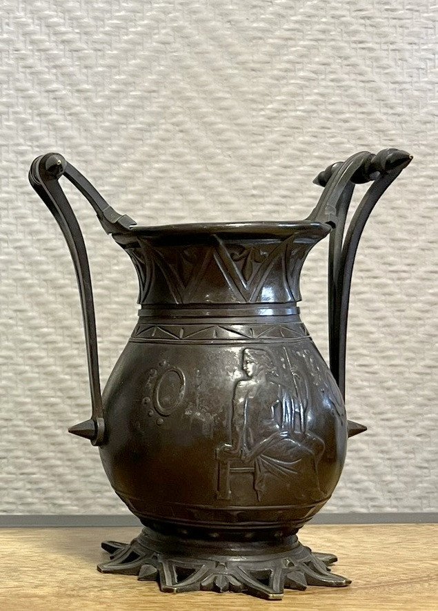 After Barbedienne: Vase With Egyptian-style Decorations In Bronze 