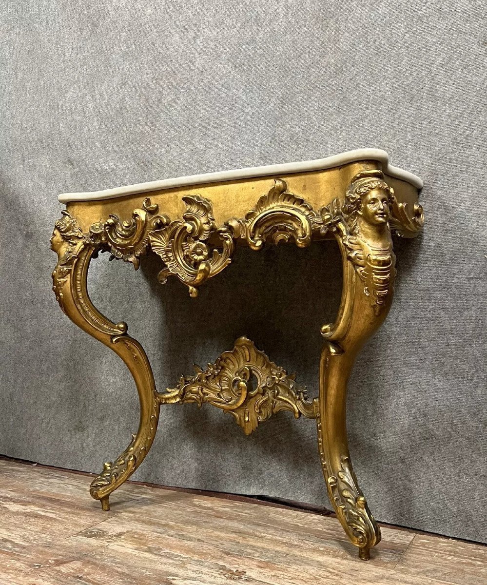 Console Louis XV Galbée En Bois Doré 