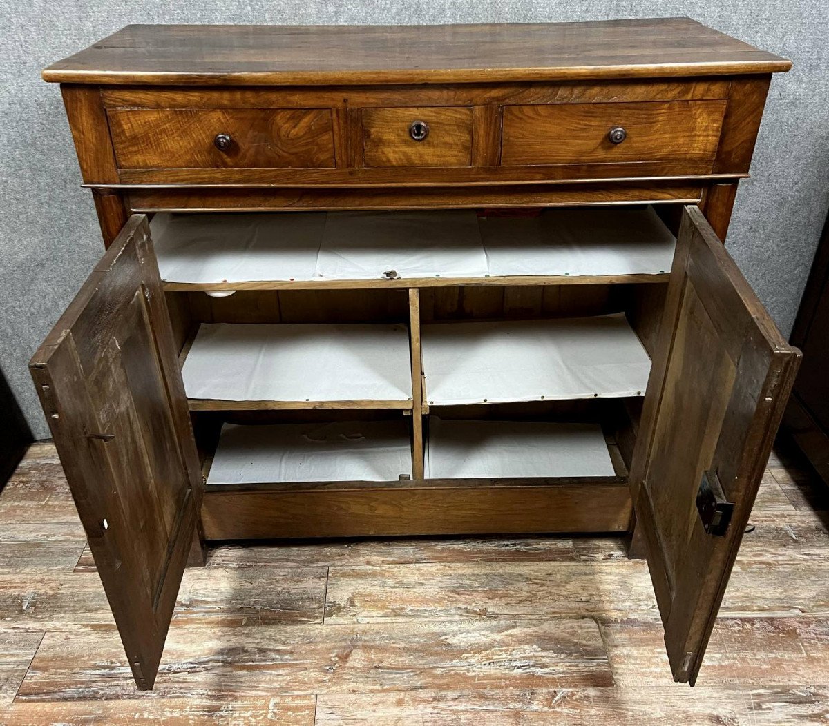 Important Lyonnais Buffet From The Empire Period In Walnut -photo-2