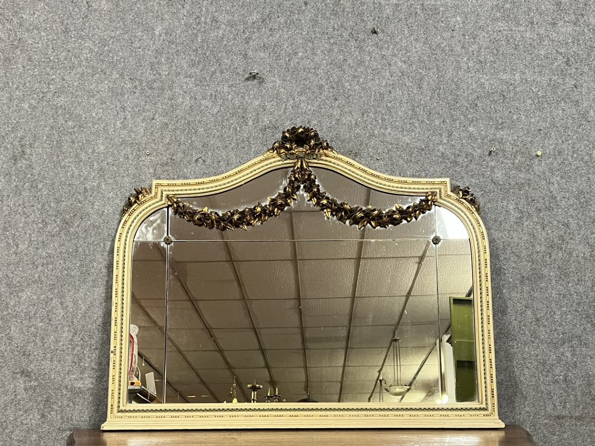 Louis XVI Style Mirror In Lacquered And Gilded Wood -photo-1