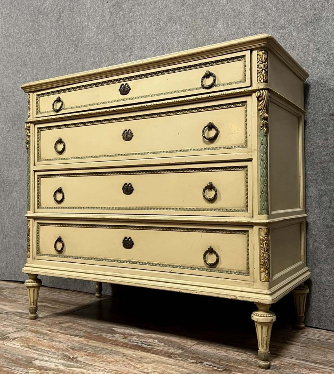 Commode De Style Louis XVI En Bois Laqué Et Doré Estampillée Valabrega -photo-3