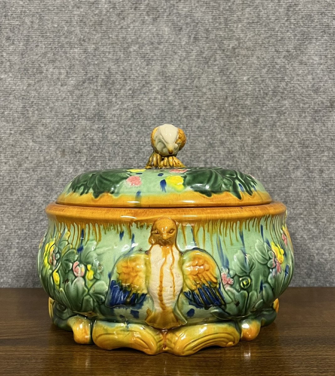 Parrot Soup Tureen In Colored Barbotine-photo-5