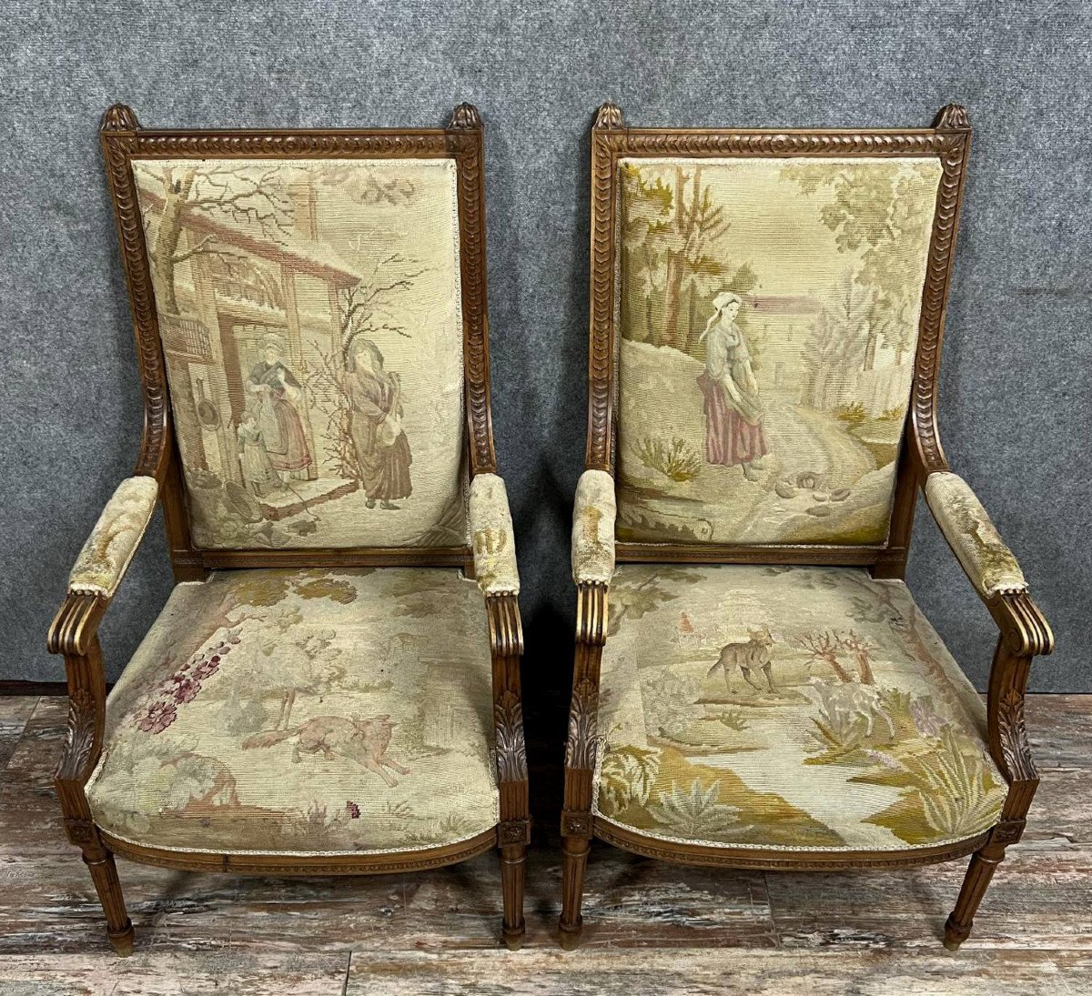 Paire De Fauteuils Bergères Style Louis XVI Avec Tapisserie Aux Fables De La Fontaine-photo-1