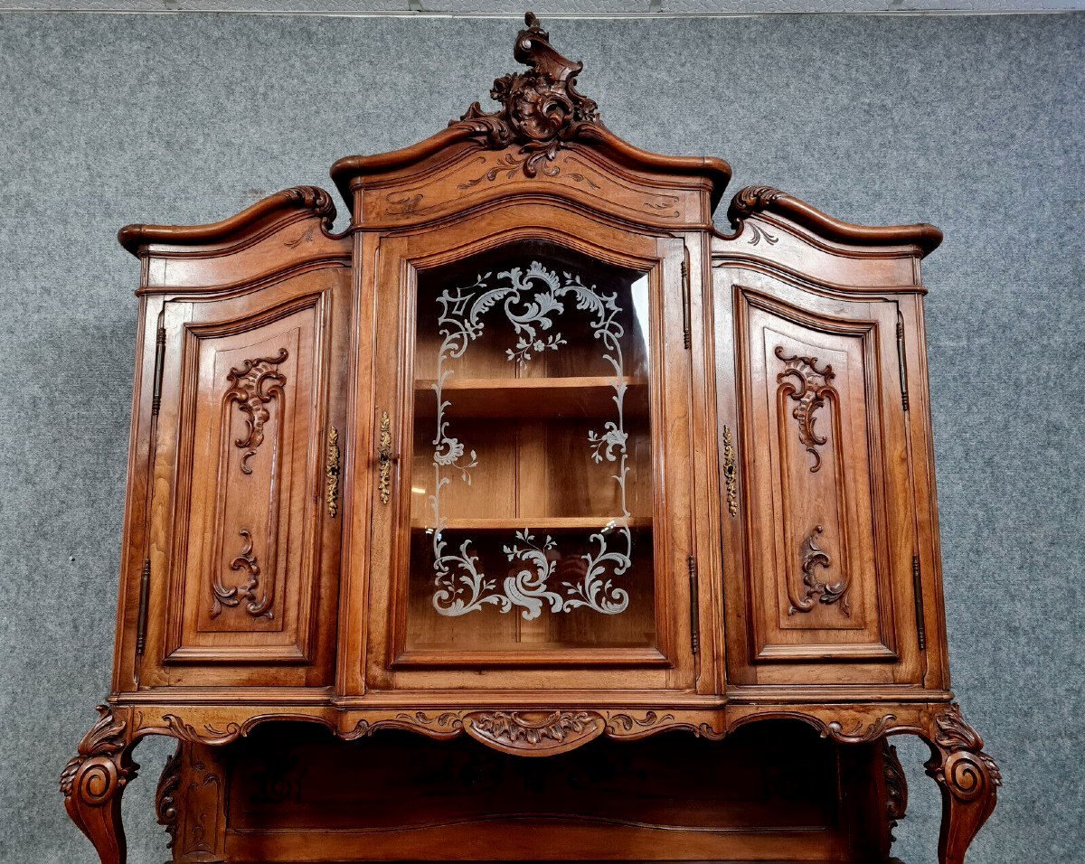 Louis XV Style Two-body Buffet In Walnut -photo-5