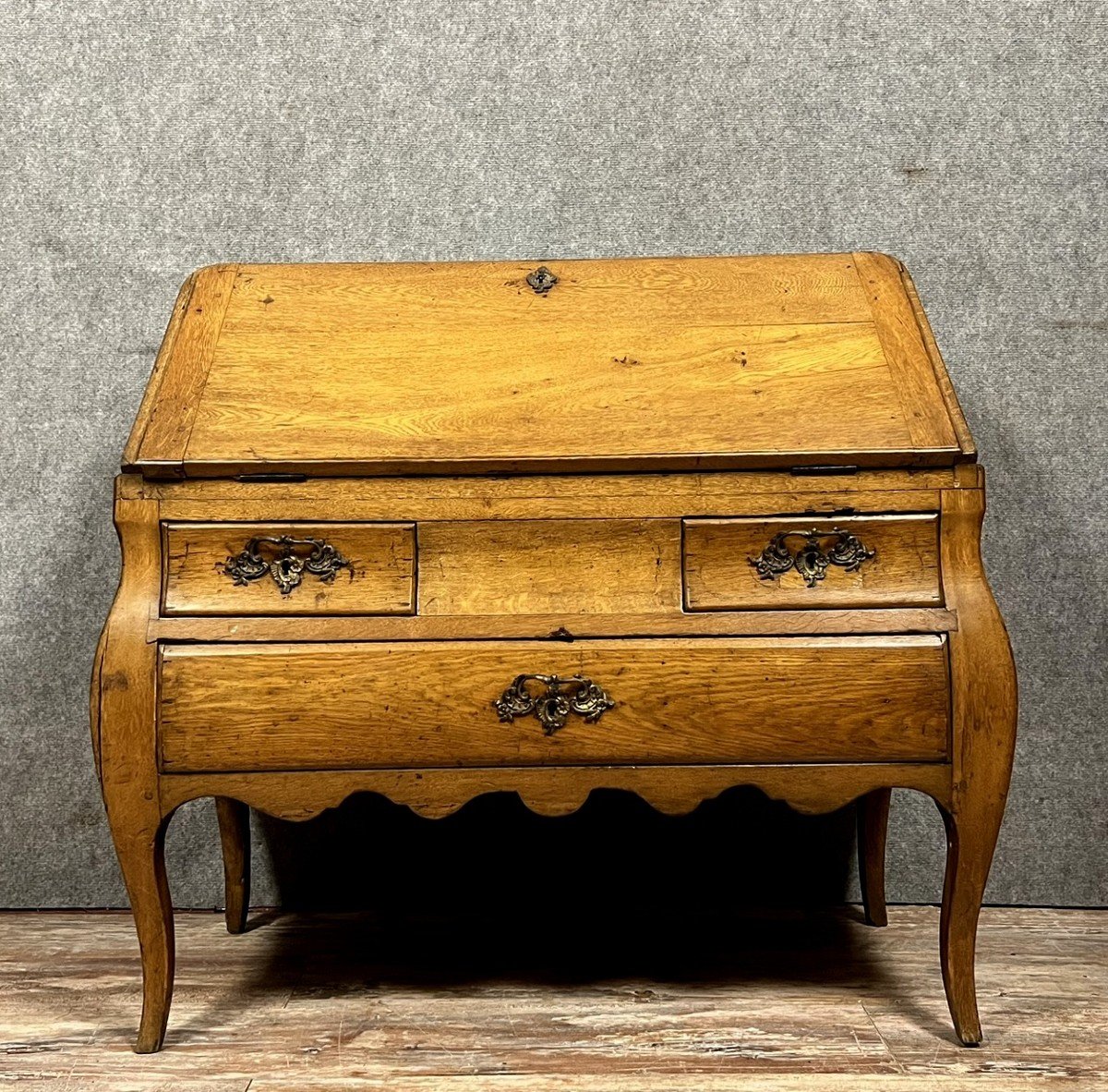 Louis XV Period Bordeaux Scriban Chest Of Drawers Curved On All Sides 