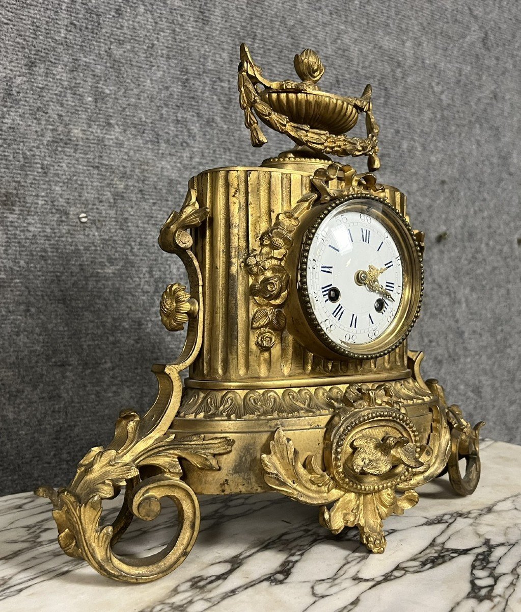 Louis XVI Style Clock With “birds Celebrating Love” In Gilt Bronze -photo-1