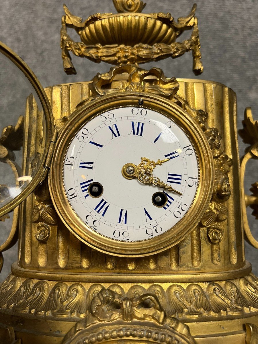 Louis XVI Style Clock With “birds Celebrating Love” In Gilt Bronze -photo-3