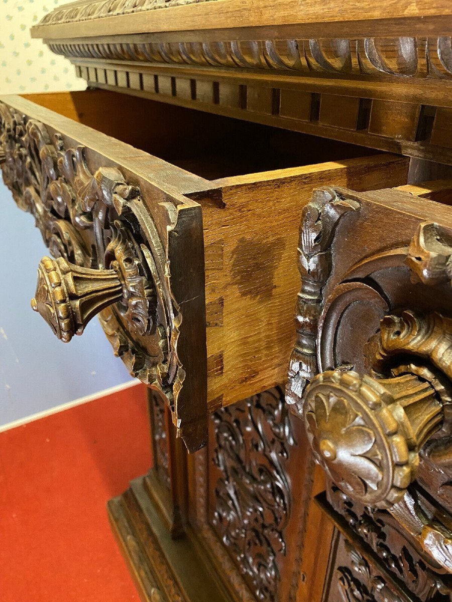 Very Important Renaissance Buffet In Carved Walnut -photo-5