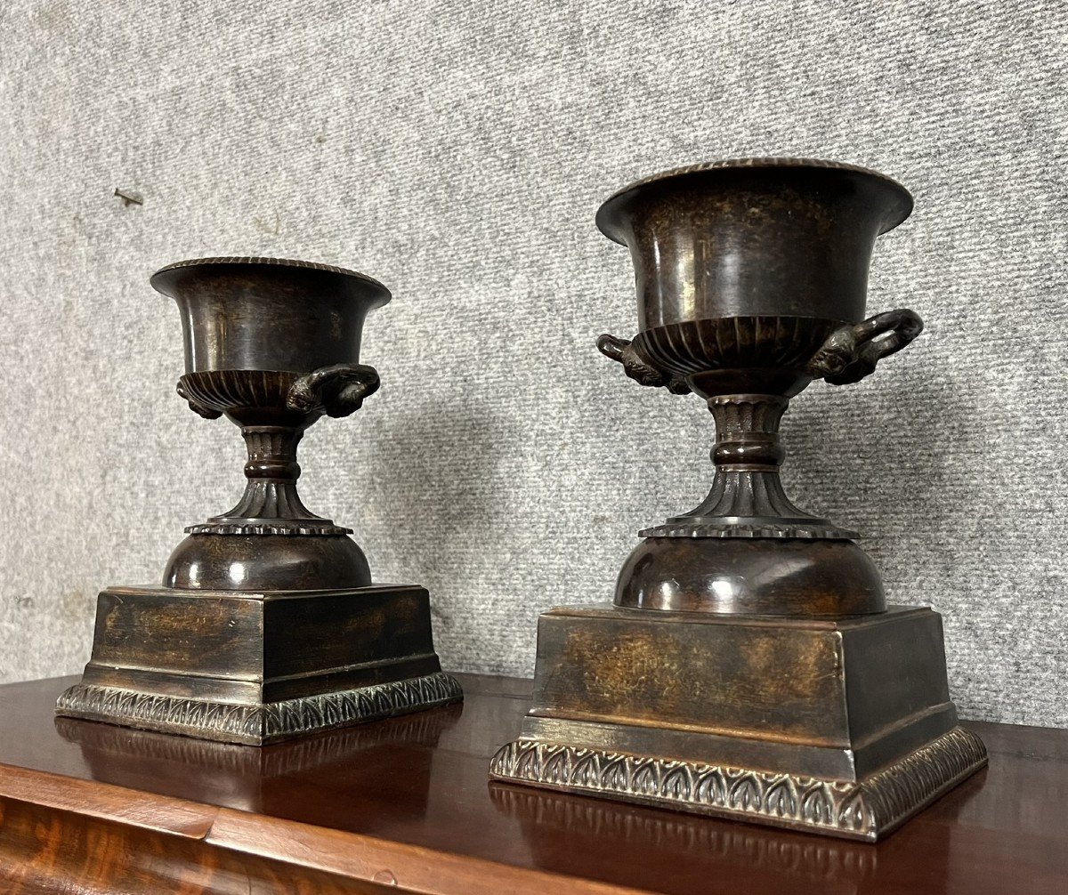 Pretty Pair Of Medici Vases In Polychrome Bronze Cassolettes -photo-2