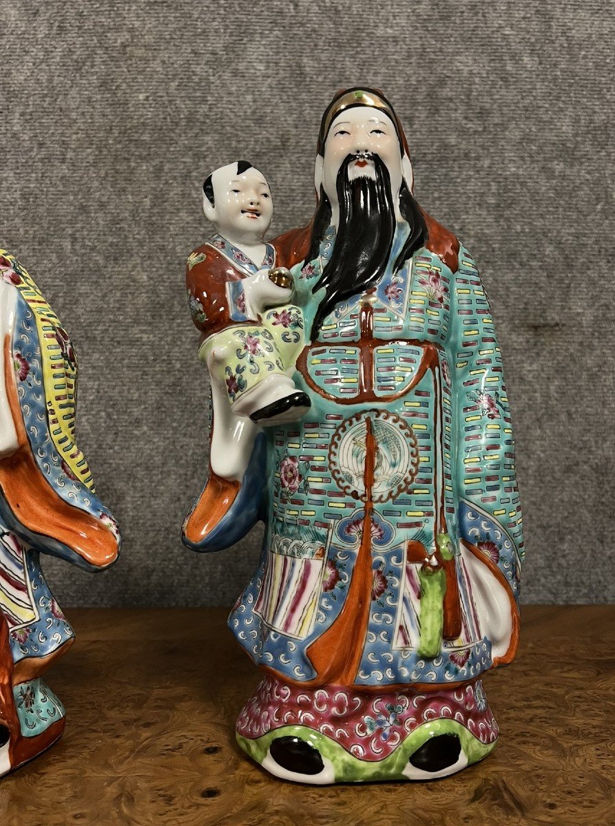 Trois Statues De Fu, Lu Et Shou En Porcelaine De La Famille Rose Chinoise-photo-5