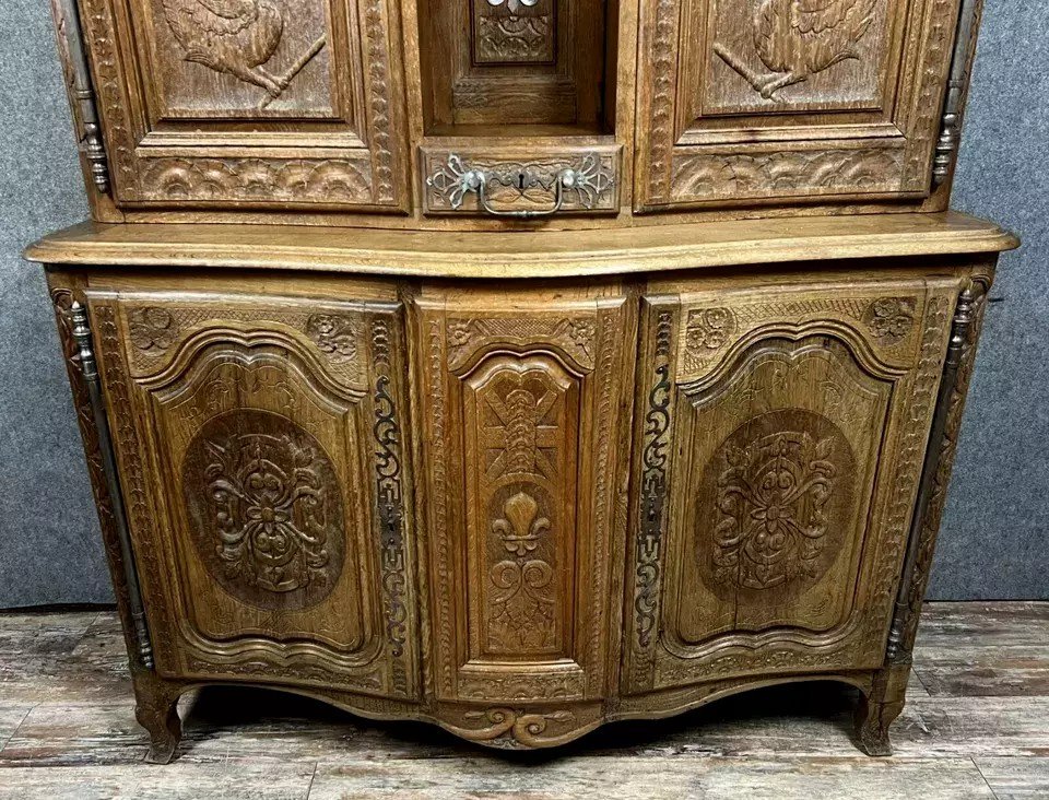 Monumental Louis XV Curved Buffet In Entirely Carved Oak (historical Attached) -photo-3