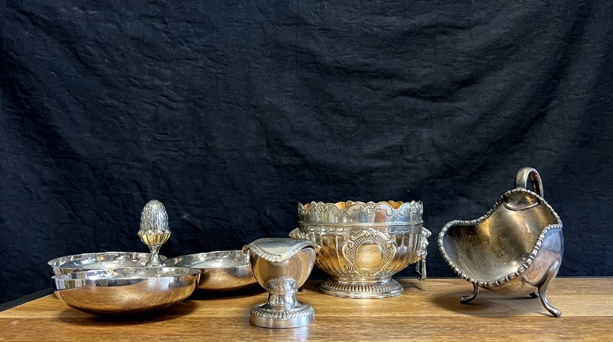 Tableware / Silver Metal / Shaped Pieces (k) 