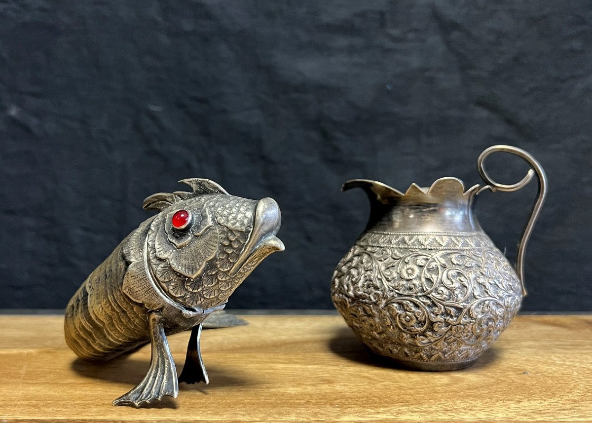 Asian Art, Late 19th Century: Articulated Fish And Small Silver Jug  -photo-2