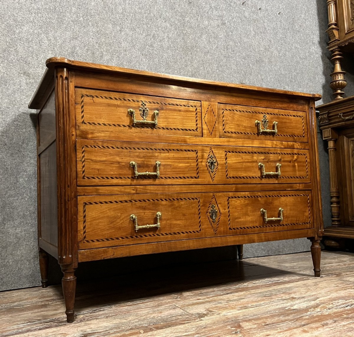 Superb Louis XVI Period Chest Of Drawers In Marquetry -photo-2