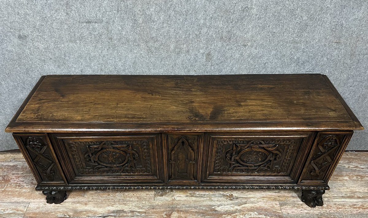 Late 17th Century Renaissance Chest In Solid Walnut -photo-1