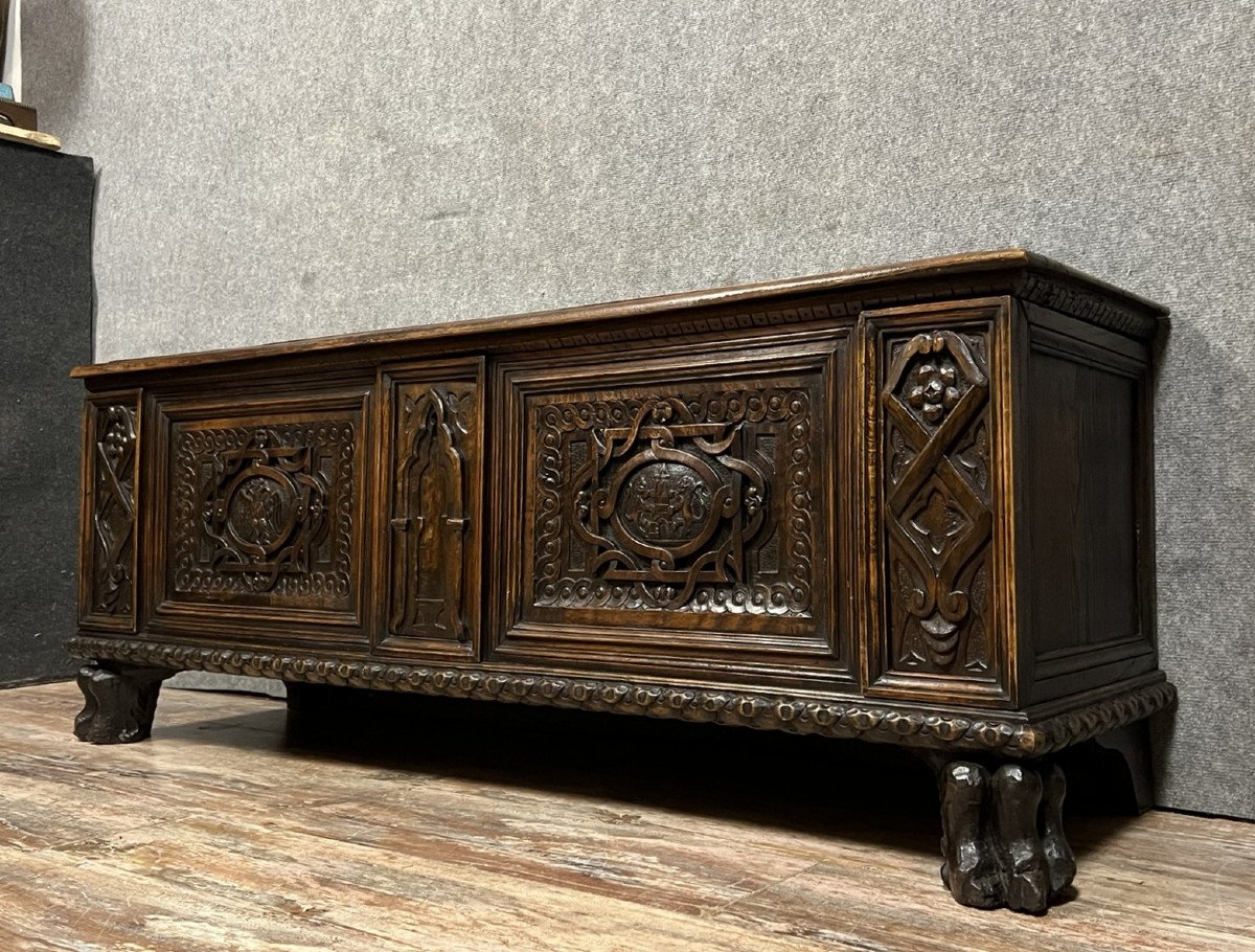 Late 17th Century Renaissance Chest In Solid Walnut -photo-2