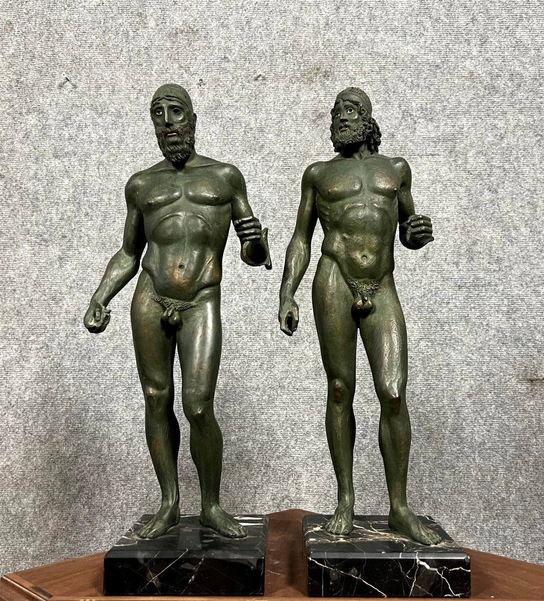  d'Après l'Antique : Les Guerriers De Riace En Fonte à Patine Bronze