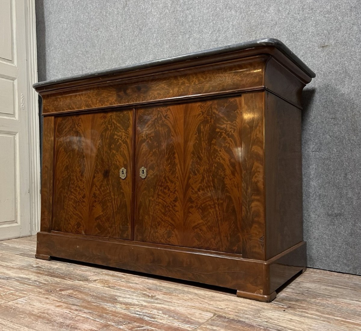 Louis Philippe Period Buffet / Restoration In Flamed Mahogany -photo-2