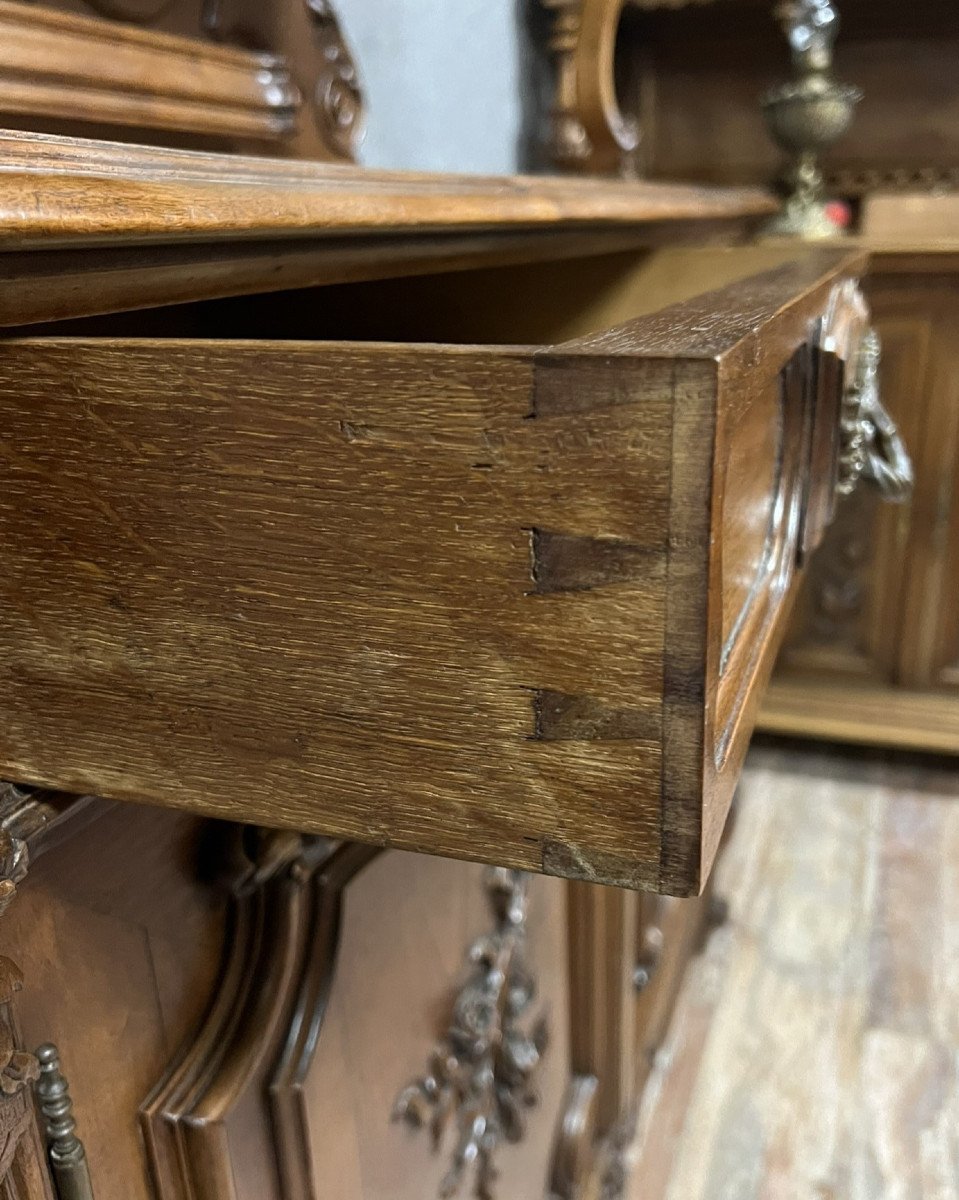 Louis XV Style Two-body Buffet In Walnut -photo-5