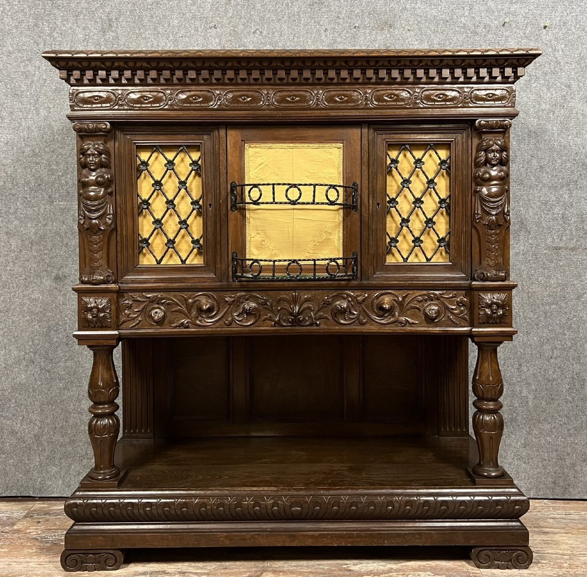 Renaissance Style Walnut And Oak Dresser Cabinet -photo-6