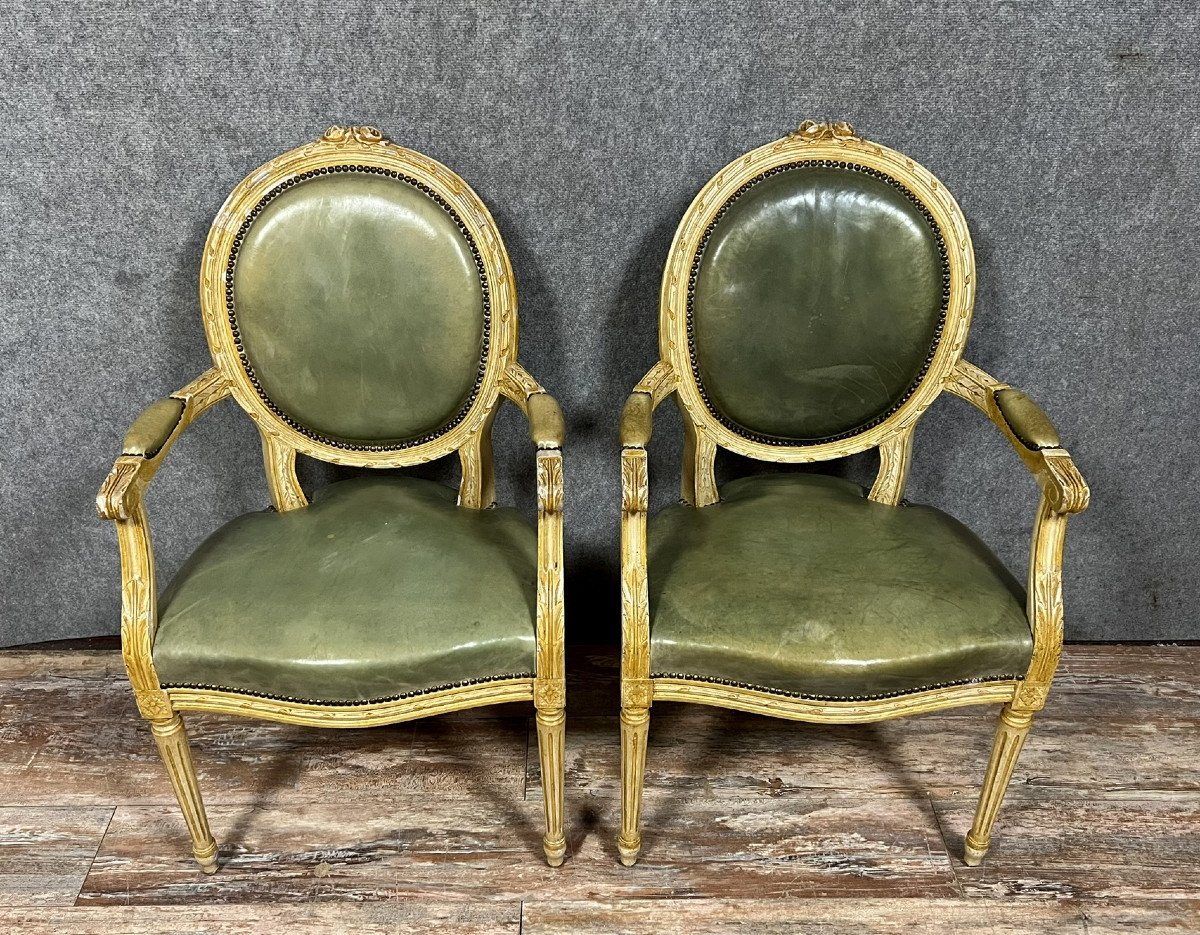 Pair Of Louis XVI Cabriolet Armchairs With Medallion Backs In Whitewashed Wood-photo-1