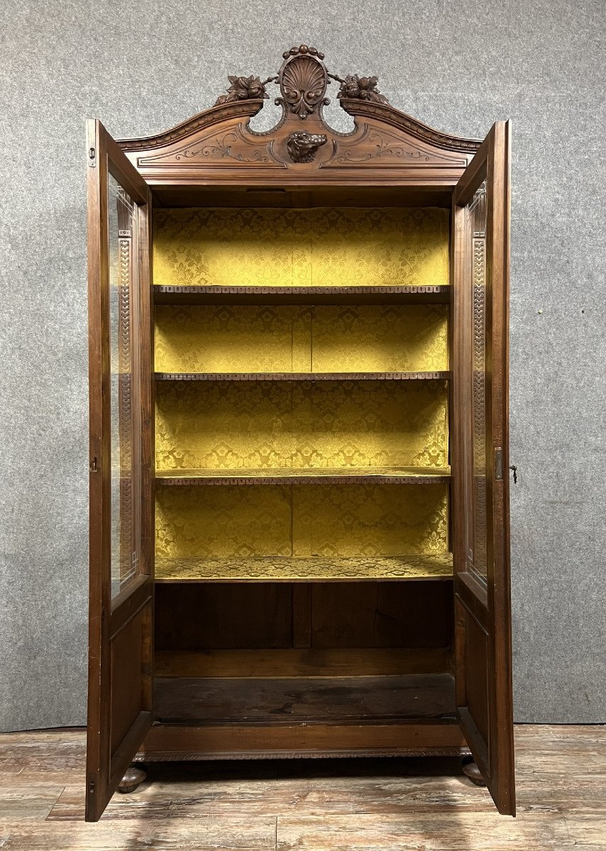 Italian Renaissance Style Walnut Bookcase -photo-4