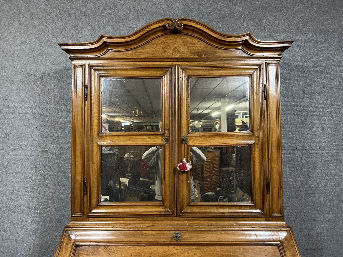 Italy 17th Century: Lombard Cabinet With Three Bodies In Walnut -photo-3