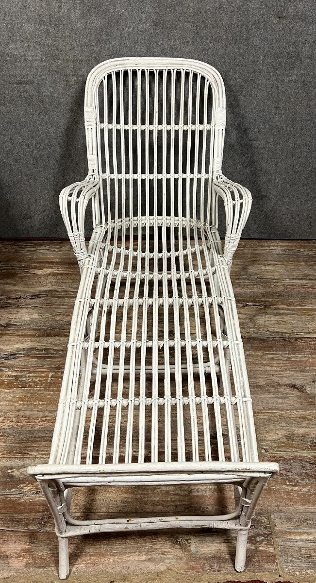 Vintage White Lacquered Rattan Deckchair Or Chaise Longue 1960's  