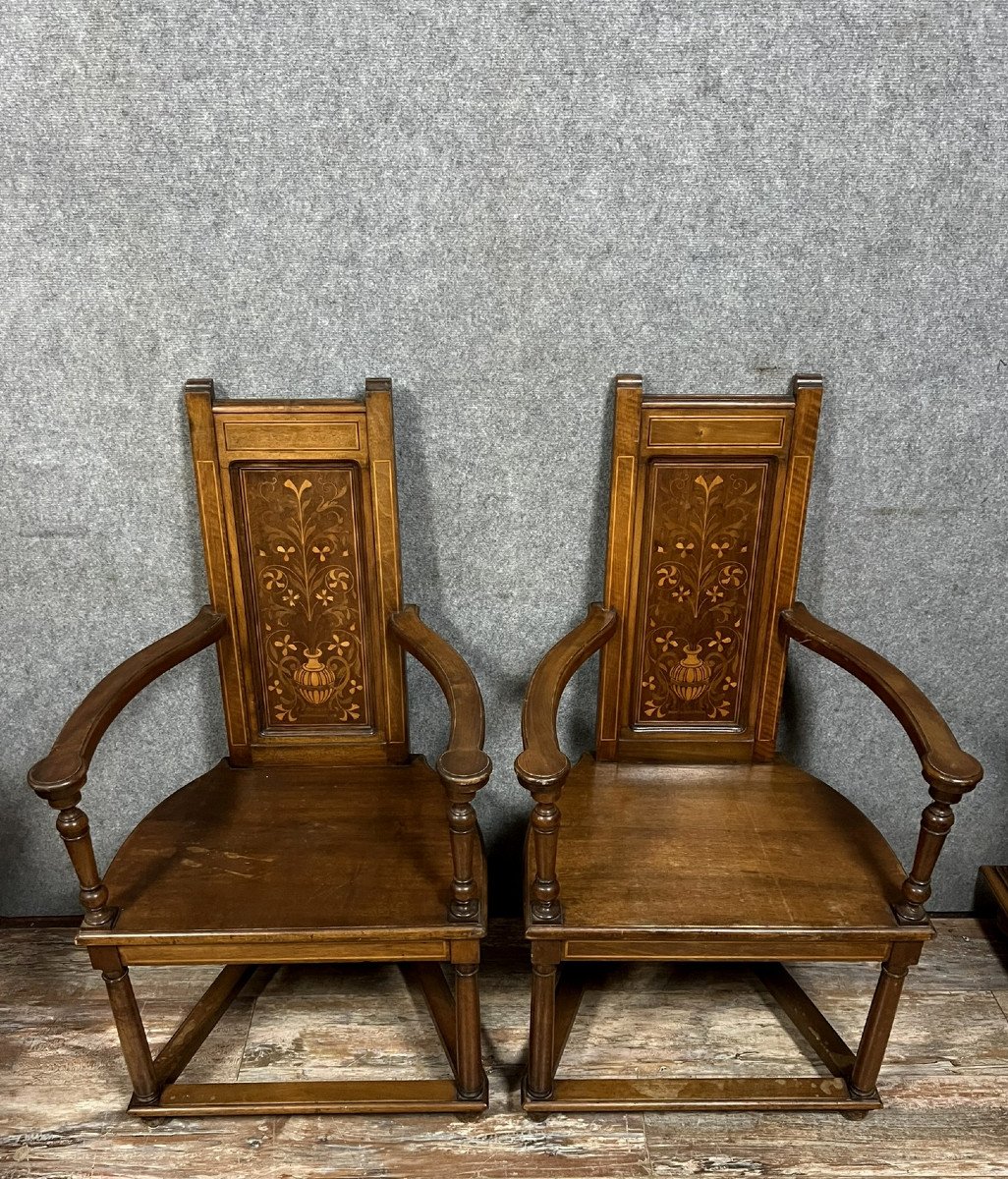 Paire De Fauteuils Renaissance Dits "caquetoires" En Noyer Et Marqueterie -photo-1