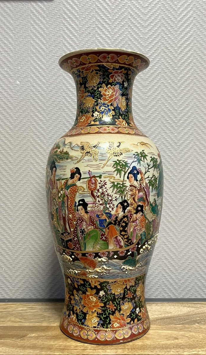 Asie XXeme: Grand Vase En Porcelaine De Satzuma 