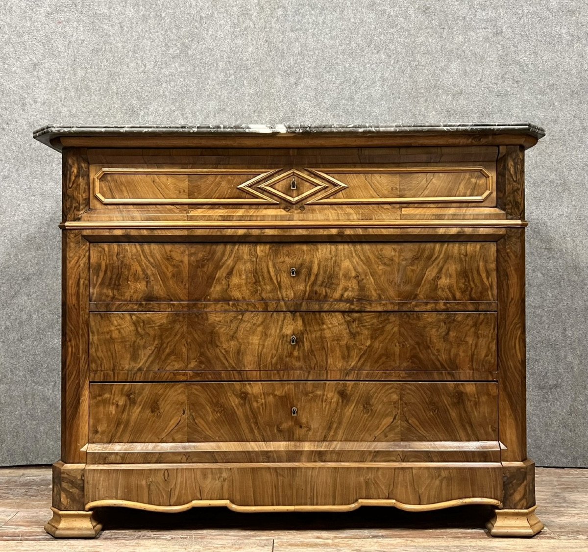 Commode époque Louis Philippe En Ronce De Noyer-photo-2